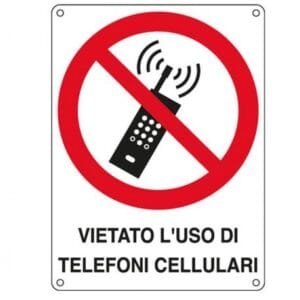 Vietato l'Uso di Telefoni Cellulari